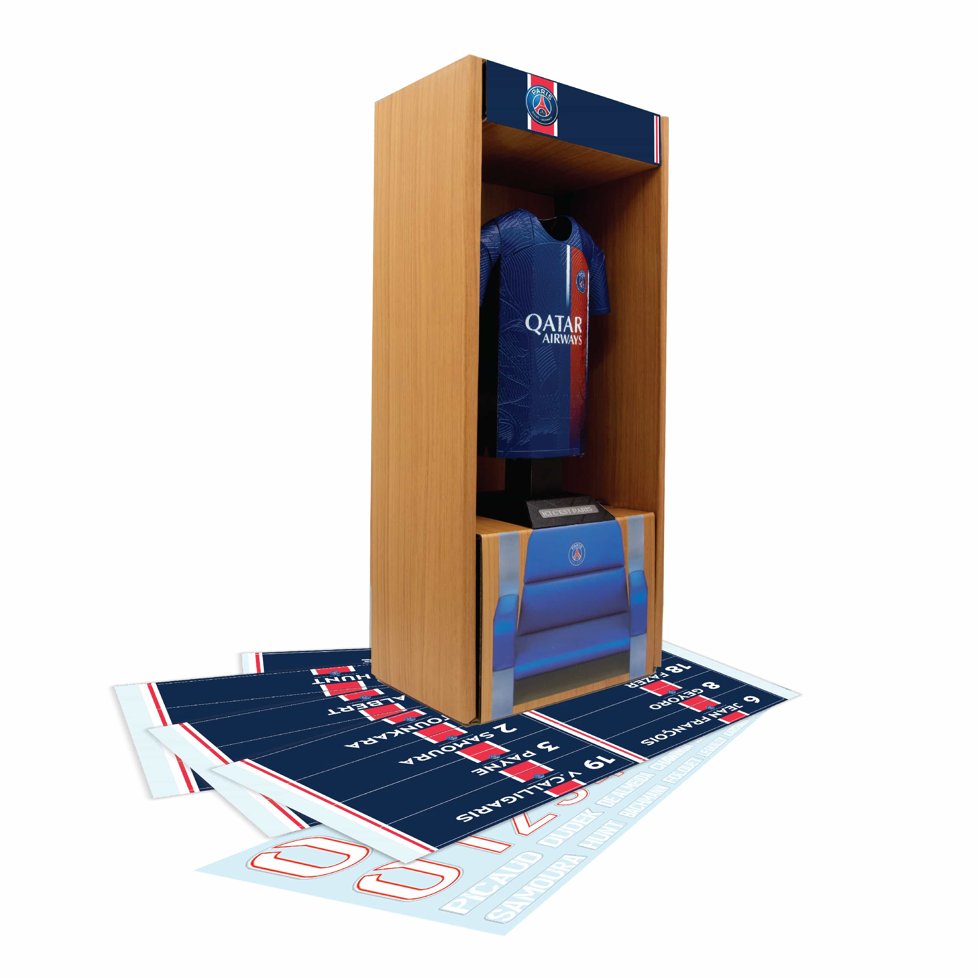PSG Women Home locker pack in locker display