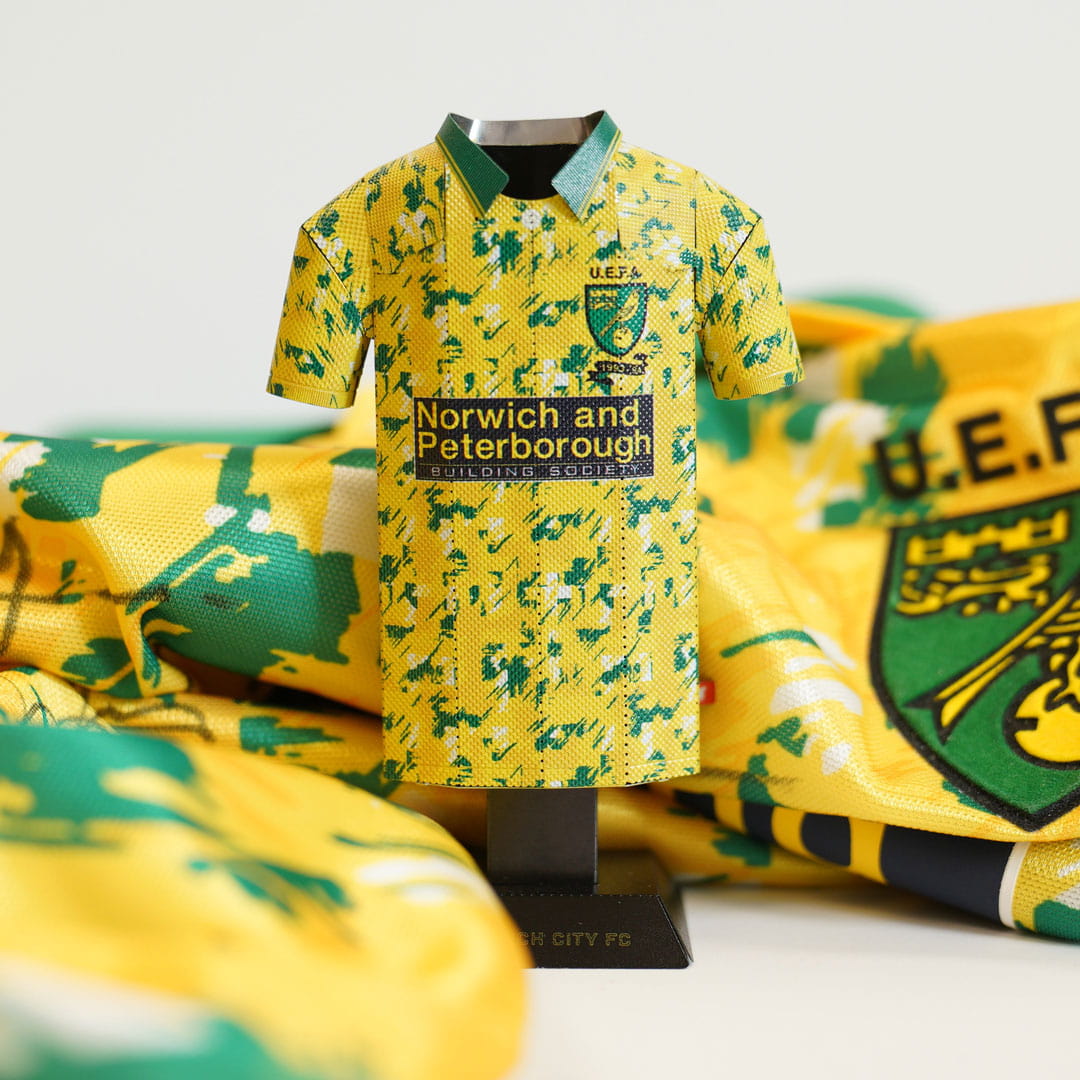Norwich City 1993 UEFA-Cup Shirt Collectible