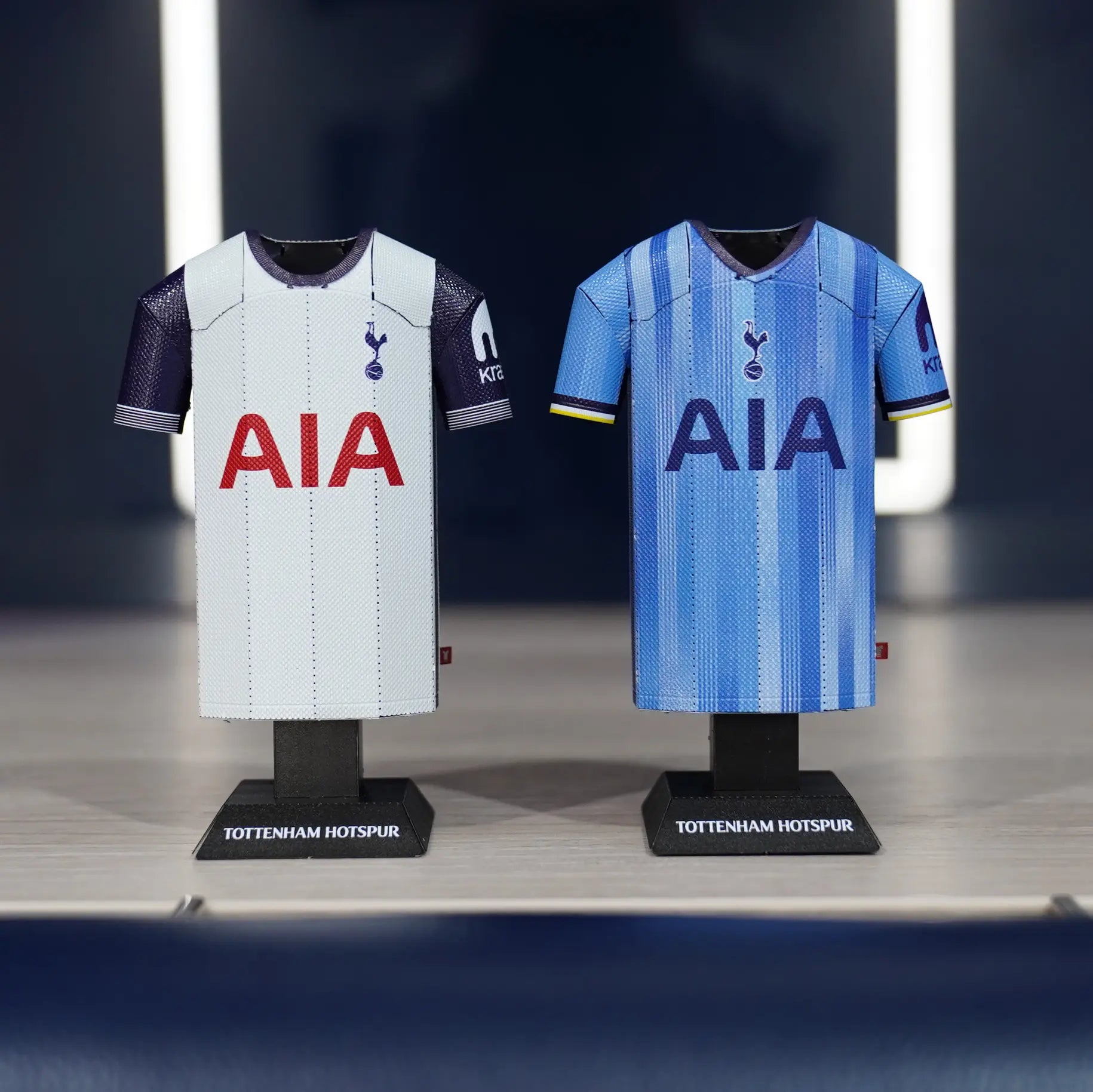 Tottenham-Hotspur-Home-Away-Metal-Jersey-Locker-Room-Stadium-Visit-2024-25